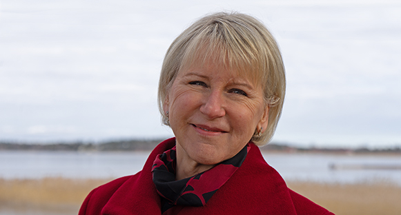 Margot Wallström, utomhus