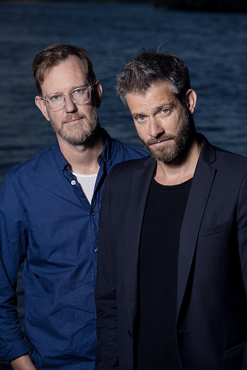 Peter Mohlin och Peter Nyström har skrivit sin debutroman Det sista livet, som utspelar sig till stor del på Hammarö. 