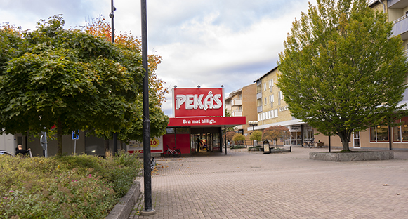 Pekås i Skoghall centrum.