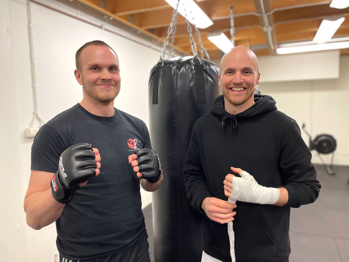 Anderas Lindblad och Anders Wiklund, två av de aktiva hos Hammarö Fight Club.