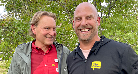 Att ett cancerbesked vänder livet helt upp och ned är något hammaröbon Andreas Janliden kan intyga. Nu har han och Christer Johansson engagerati sig i organisationen AjaBajaCancer.