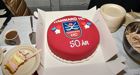 50-års jubilerande Hammarö Hockey Club firades med extra fina tårtor.